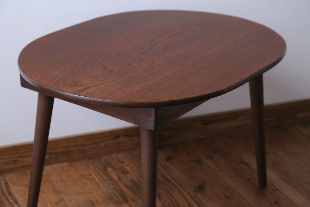 レトロ家具　昭和レトロ　楕円形の上品なセンターテーブル