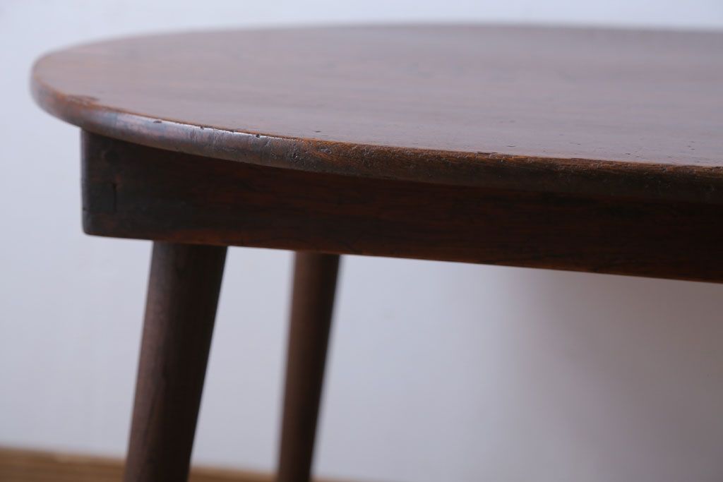 レトロ家具　昭和レトロ　楕円形の上品なセンターテーブル