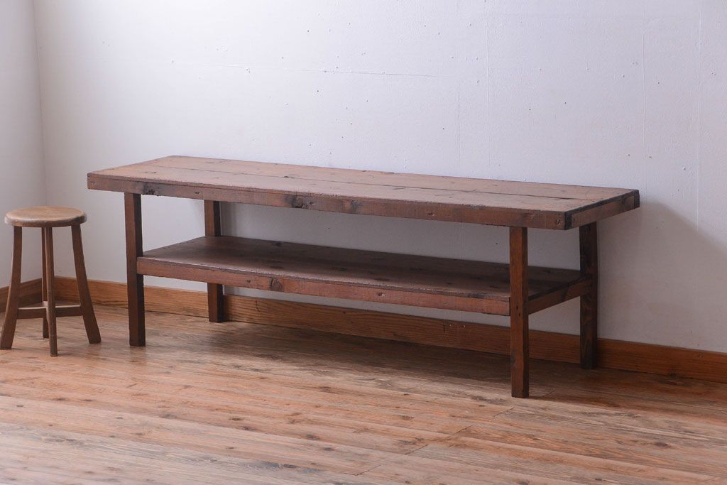 アンティーク家具　和製アンティーク　古い木製のシンプルな陳列棚(飾り棚)