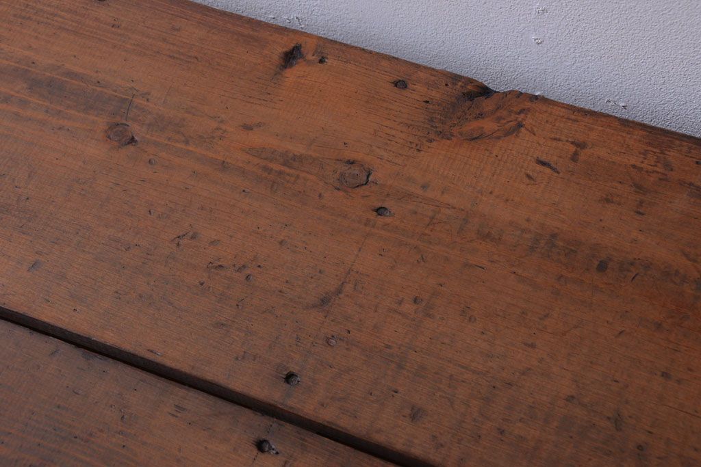 アンティーク家具　和製アンティーク　古い木製のシンプルな陳列棚(飾り棚)