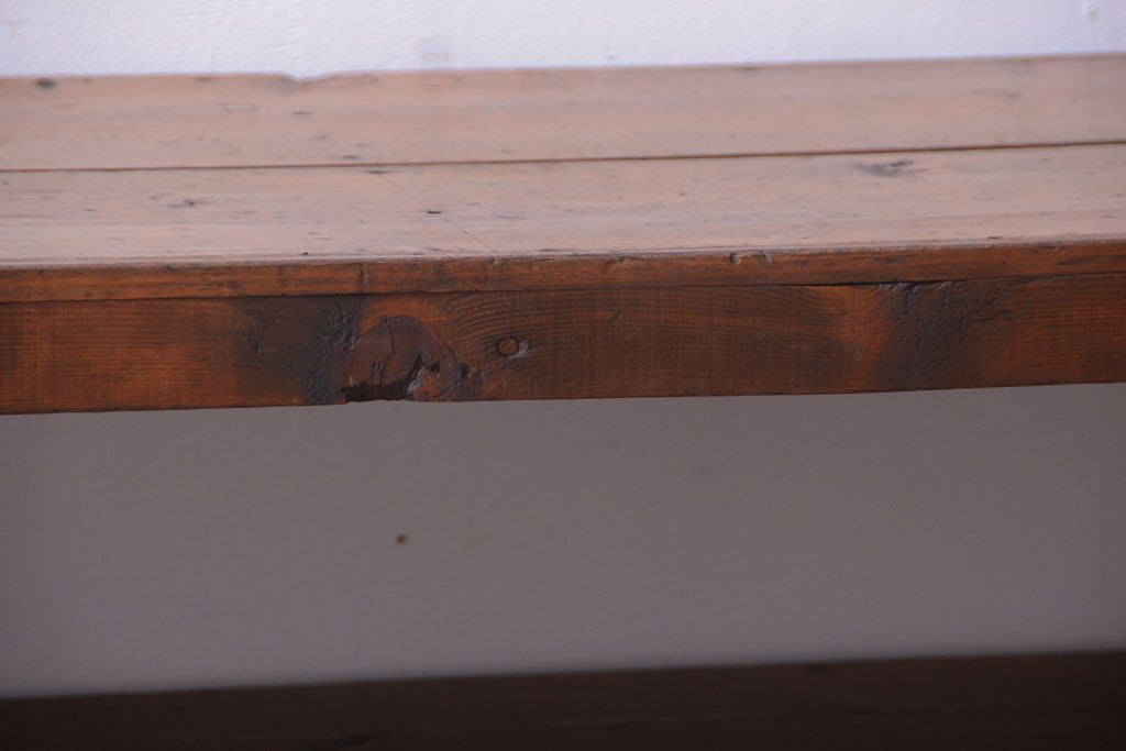 アンティーク家具　和製アンティーク　古い木製のシンプルな陳列棚(飾り棚)