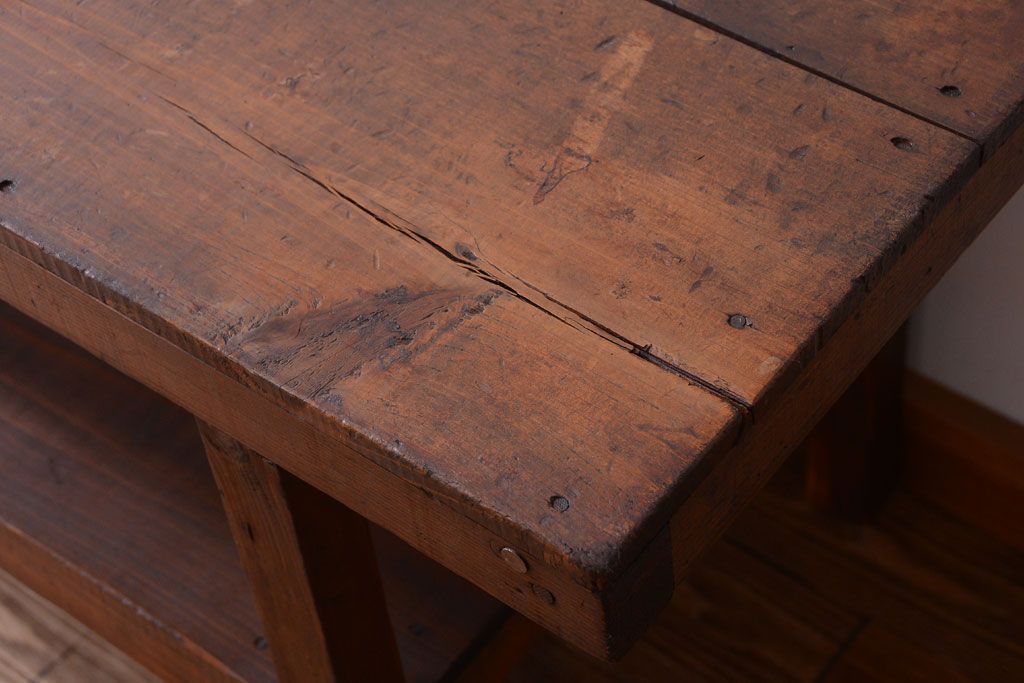 アンティーク家具　和製アンティーク　古い木製のシンプルな陳列棚(飾り棚)(2)