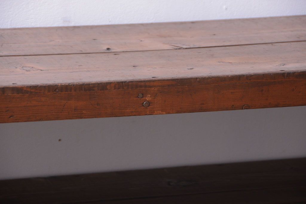 アンティーク家具　和製アンティーク　古い木製のシンプルな陳列棚(飾り棚)(2)