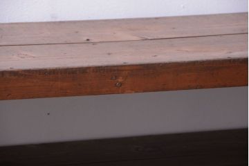 アンティーク家具　和製アンティーク　古い木製のシンプルな陳列棚(飾り棚)(2)