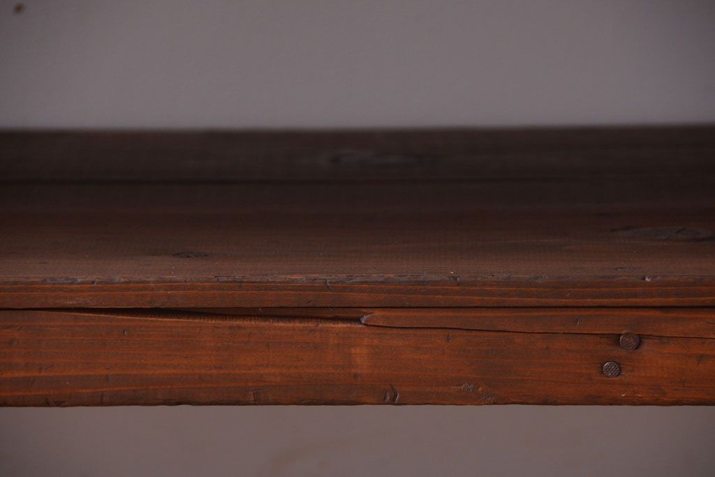 アンティーク家具　和製アンティーク　古い木製のシンプルな陳列棚(飾り棚)(2)