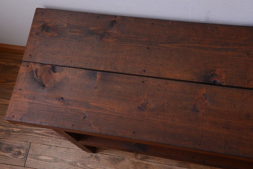 アンティーク家具　和製アンティーク　古い木製のシンプルな陳列棚(飾り棚)(3)