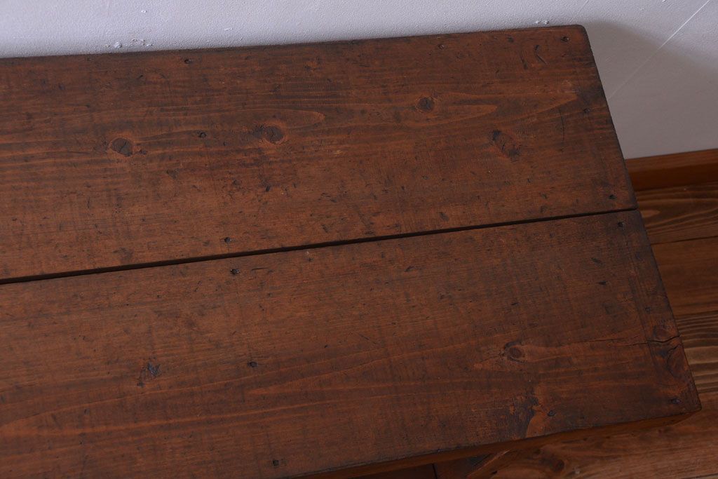 アンティーク家具　和製アンティーク　古い木製のシンプルな陳列棚(飾り棚)(3)