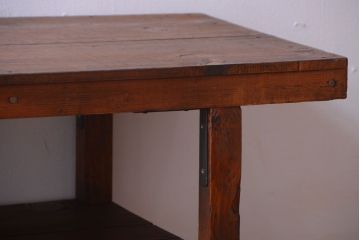 アンティーク家具　和製アンティーク　古い木製のシンプルな陳列棚(飾り棚)(3)