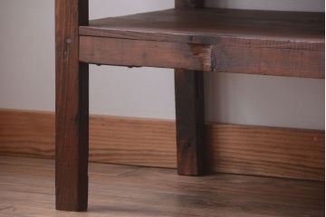 アンティーク家具　和製アンティーク　古い木製のシンプルな陳列棚(飾り棚)(3)