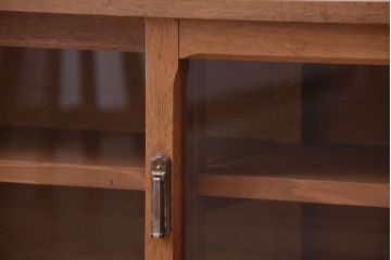 アンティーク家具　和製アンティーク　古い木製のガラス引き戸ローボード(テレビボード)