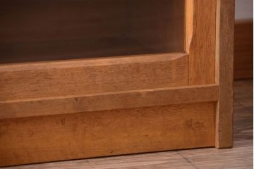 アンティーク家具　和製アンティーク　古い木製のガラス引き戸ローボード(テレビボード)