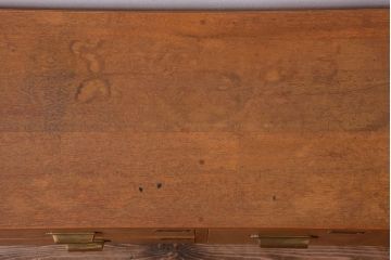 アンティーク家具　和製アンティーク　ネームプレート付き!珍しい7杯引き出しのローボード(テレビボード)