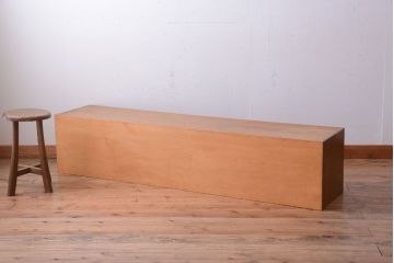 アンティーク家具　和製アンティーク　ネームプレート付き!珍しい7杯引き出しのローボード(テレビボード)