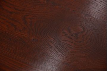アンティーク家具　天板無垢材の上品なラウンドテーブル(カフェテーブル)