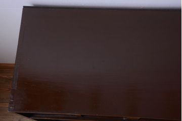 アンティーク家具　アンティーク 前面欅材!小ぶりなガラス引き戸の脚付き戸棚