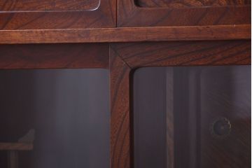 アンティーク家具　アンティーク 前面欅材!小ぶりなガラス引き戸の脚付き戸棚