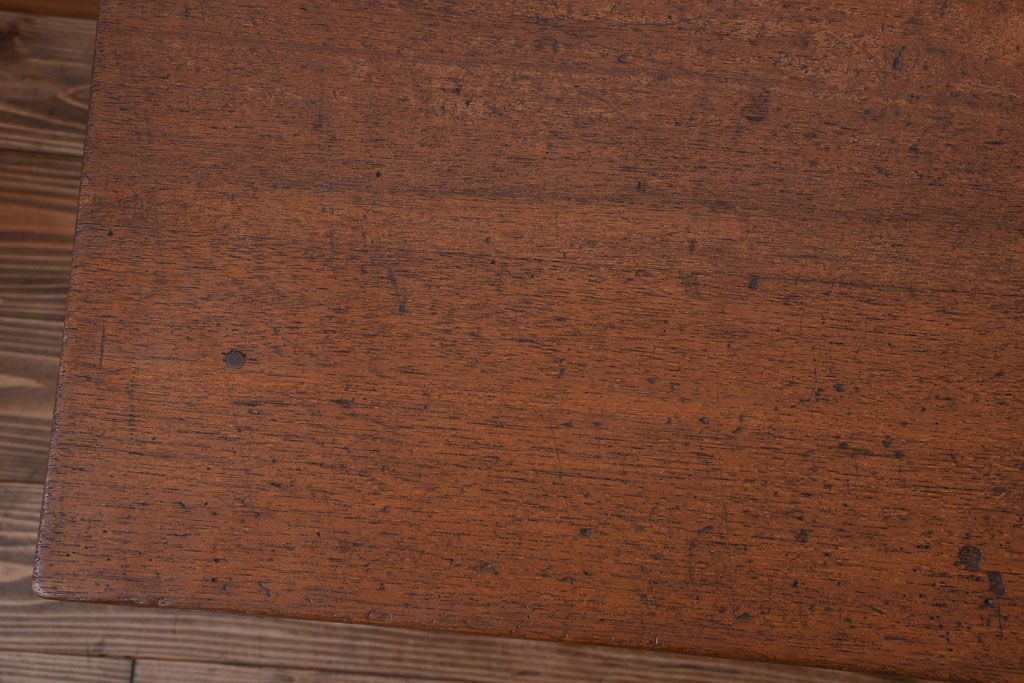 アンティーク家具　アンティーク 古い木製の可愛いサイドテーブル(平机)(1)