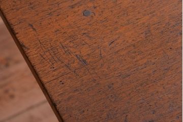 アンティーク家具　アンティーク 古い木製の可愛いサイドテーブル(平机)(1)