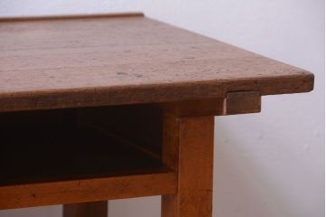 アンティーク家具　アンティーク 古い木製の可愛いサイドテーブル(平机)(1)