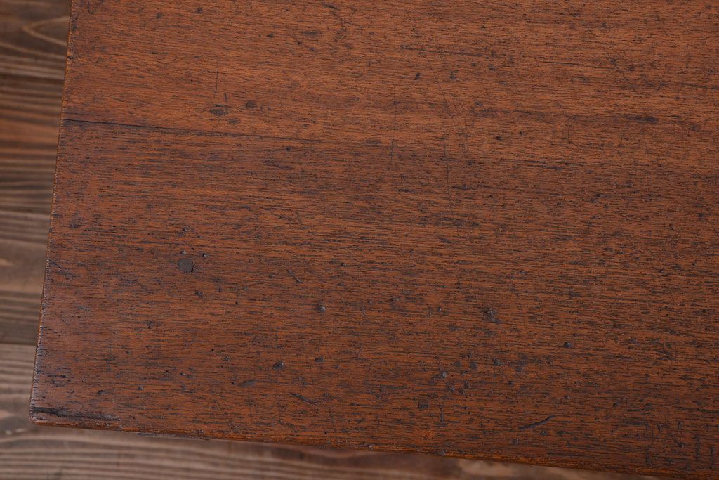 アンティーク家具　アンティーク 古い木製の可愛いサイドテーブル(平机)(2)