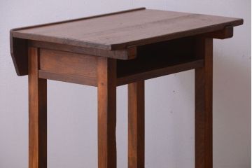 アンティーク家具　アンティーク 古い木製の可愛いサイドテーブル(平机)(3)