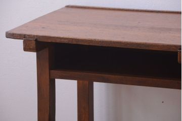 アンティーク家具　アンティーク 古い木製の可愛いサイドテーブル(平机)(3)