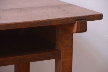 アンティーク家具　アンティーク 古い木製の可愛いサイドテーブル(平机)(3)