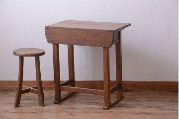 アンティーク家具　アンティーク 古い木製の可愛いサイドテーブル(平机)(3)