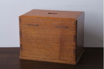 アンティーク雑貨　昭和レトロ　古い木のアンティーク収納箱(収納ケース・小箱)(1)
