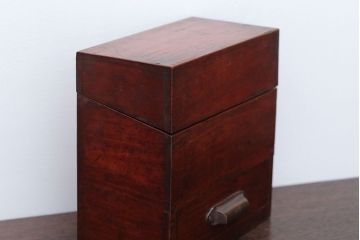 アンティーク雑貨　古民具・骨董　引き出し付き!煙草箱型小物入れ