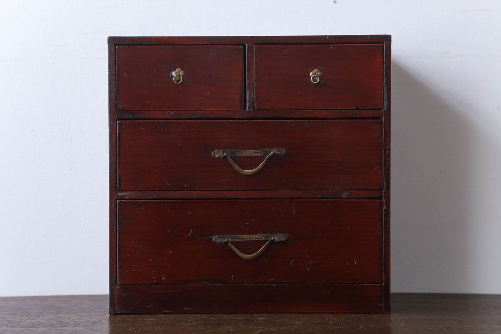 アンティーク家具　和製アンティーク　漆塗りの古い小引き出し