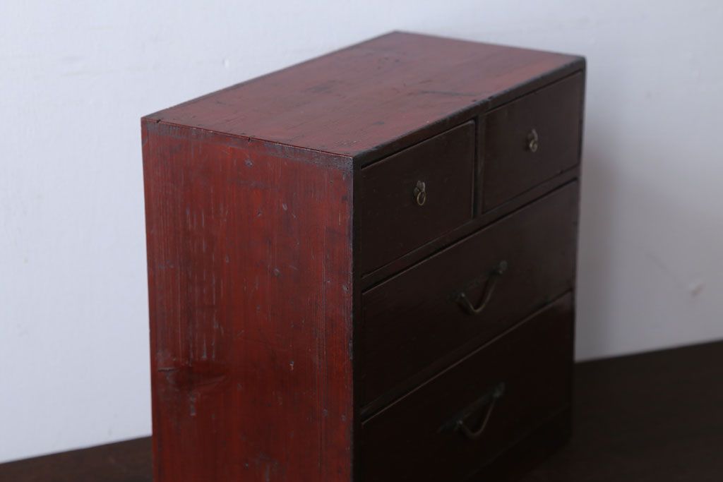 アンティーク家具　和製アンティーク　漆塗りの古い小引き出し