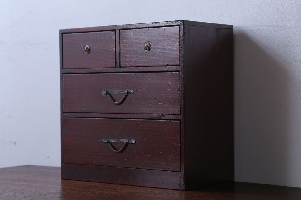 アンティーク家具　和製アンティーク　漆塗りの古い小引き出し