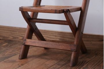 アンティーク家具　和製アンティーク　ナラ材の古いフォールディングチェア(折りたたみ椅子)