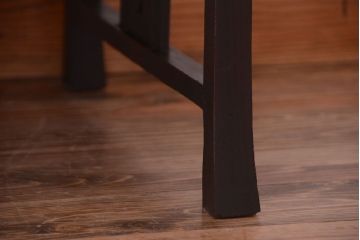 アンティーク家具　アンティーク 透かし彫りが可愛い3杯引き出しの文机