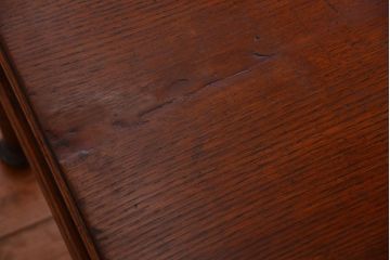 アンティーク家具　アンティーク 古い栓材の上品なデザインの文机