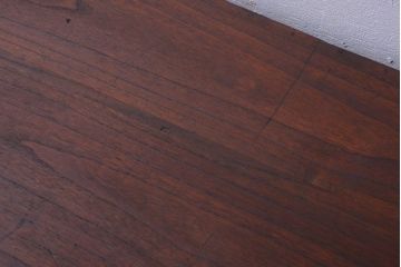 アンティーク家具　アンティーク 桜金具が上品な衣装箪笥