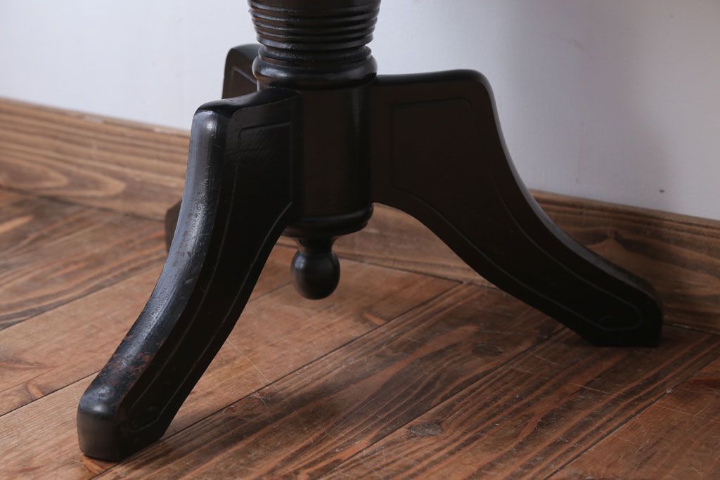 アンティーク家具　アンティーク　古い木製のおしゃれな回転スツール(2)