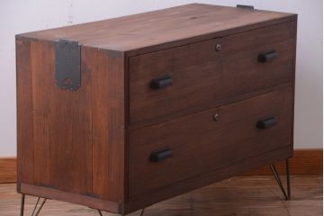 アンティーク家具　和製アンティーク　鉄脚付き!古い衣装箪笥ローボード(3)