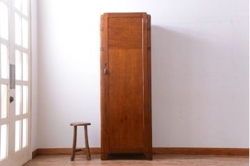 アンティーク家具　イギリスアンティーク　オーク材!幅の狭いシンプルなワードローブ