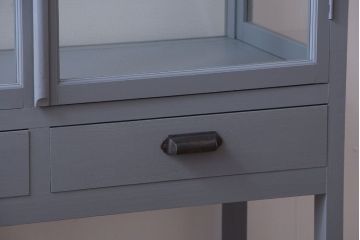 アンティーク家具　アンティークペイント　見せる収納におすすめの5面ガラスケース