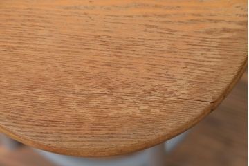 アンティーク雑貨　ビンテージ　ブルーグレーペイント鉄脚のかわいい丸スツール(椅子、チェア)(2)