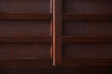 アンティーク家具　古民具・骨董　一本物　14杯引き出し付き!横桟引き戸の収納棚(水屋箪笥)