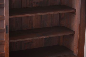 アンティーク家具　古民具・骨董　一本物　14杯引き出し付き!横桟引き戸の収納棚(水屋箪笥)