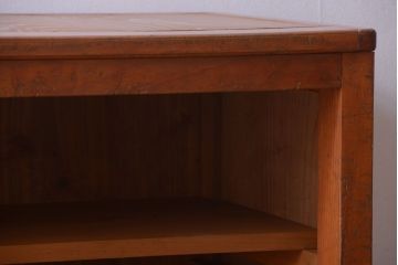 レトロ家具　昭和レトロ　引き出し付き!古い木のアンティーク横型飾り棚(本棚)