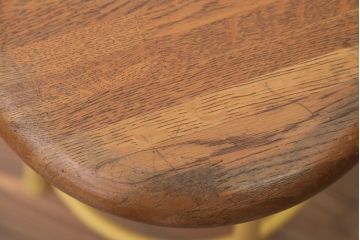 アンティーク雑貨　ビンテージ　イエローペイント鉄脚のかわいい丸スツール(1)