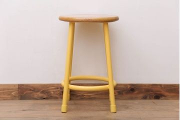 アンティーク雑貨　ビンテージ　イエローペイント鉄脚のかわいい丸スツール(椅子、チェア)(2)