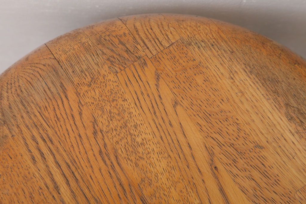 ヴィンテージ家具　ビンテージ　ブラックペイント鉄脚の丸スツール2脚セット