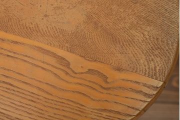 ヴィンテージ家具　ビンテージ　アイボリーペイント鉄脚の丸スツール2脚セット(2)