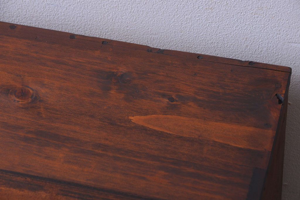 アンティーク家具　和製アンティーク　シンプルな衣装箪笥の鉄脚ローボード(ローチェスト)(2)